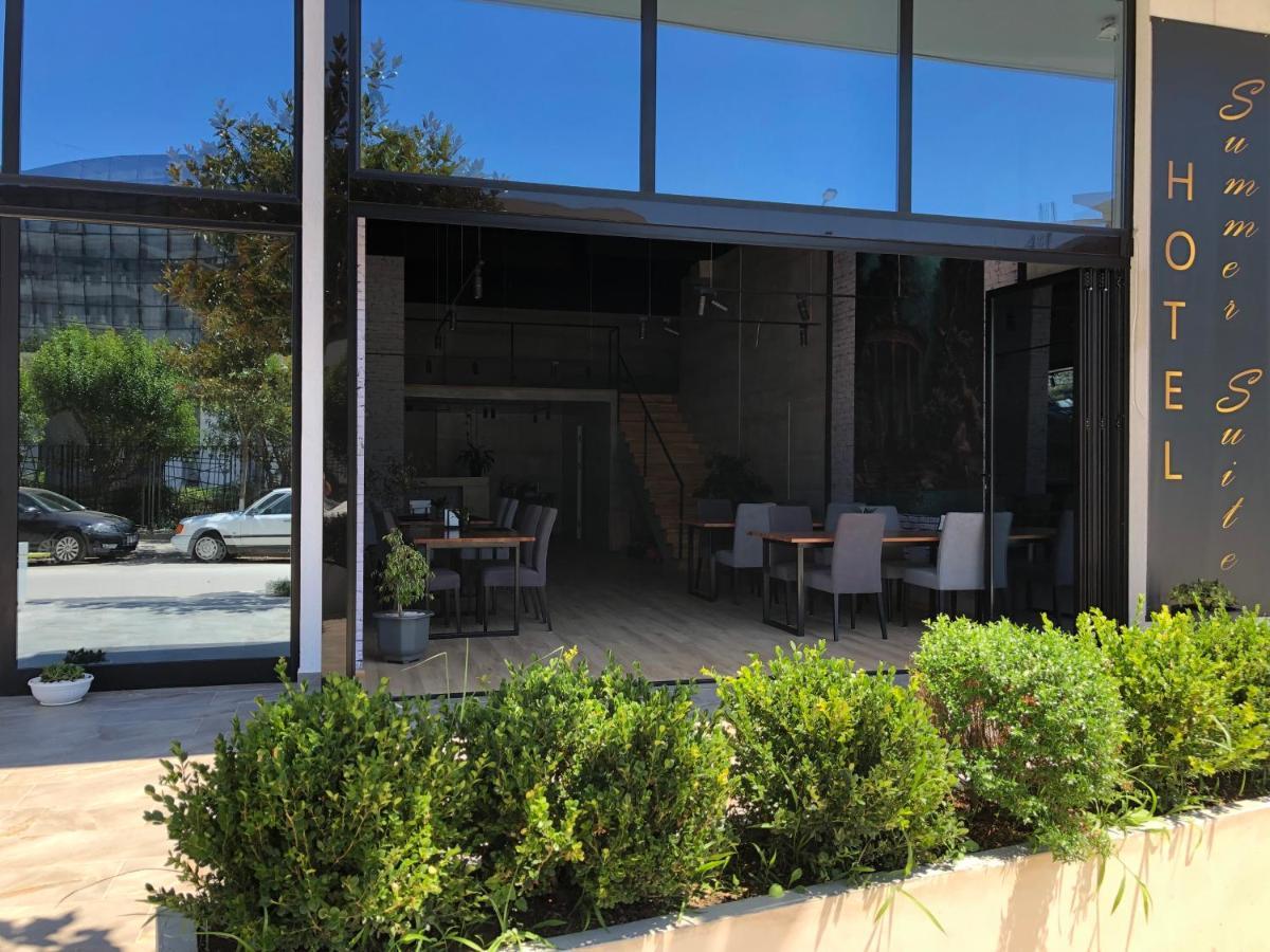 Nemesis Hotel Sarandë エクステリア 写真