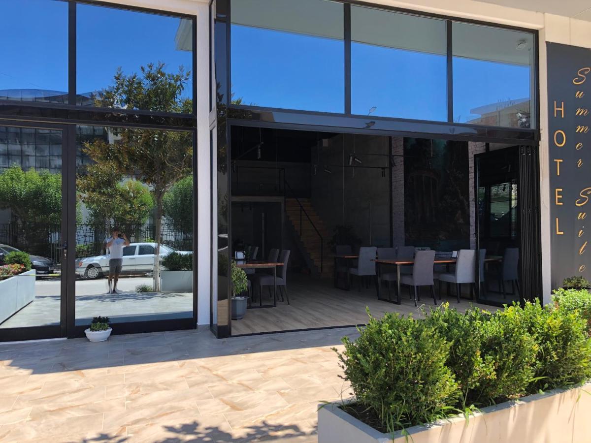 Nemesis Hotel Sarandë エクステリア 写真