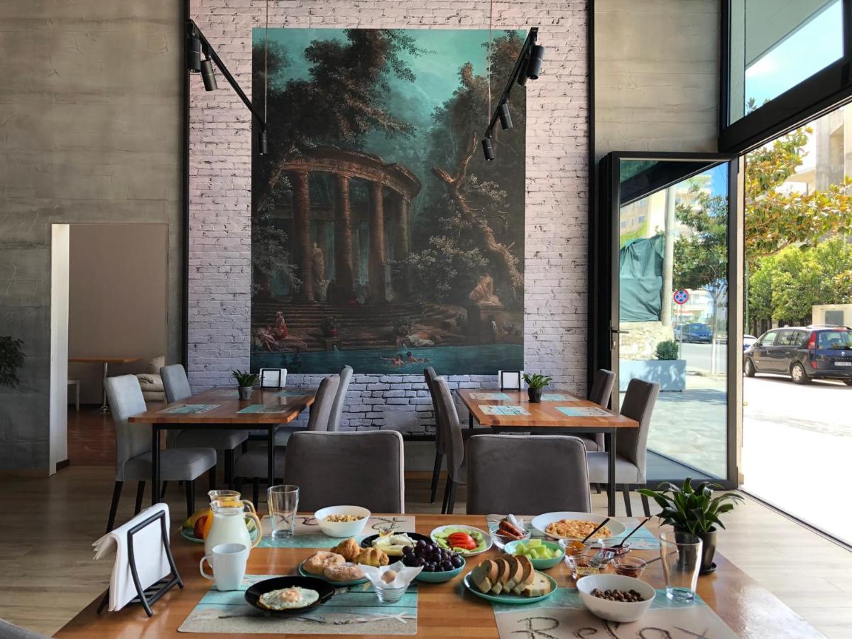 Nemesis Hotel Sarandë エクステリア 写真